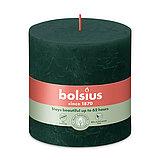 Rustik Stumpenkerze von Bolsius in der Farbe Pinien-Grün mit den Maßen 10 x 10 cm (H/DM)
