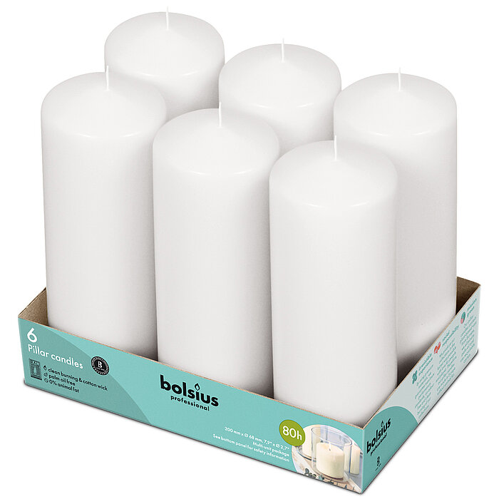 6 Stumpenkerzen von Bolsius Professional in der Größe 20x6,8cm in der Farbe weiß.