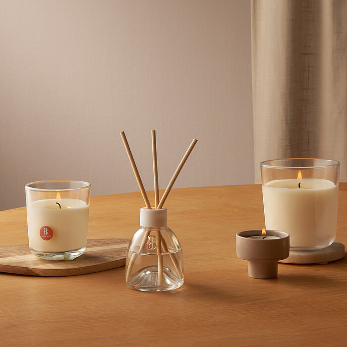 Bolsius Raumduft von True Scents mit Duftstäbchen und Kerzen