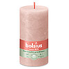 Rustik Stumpenkerze von Bolsius in der Farbe Nebliges Rosa in der Größe 13x6,8 cm